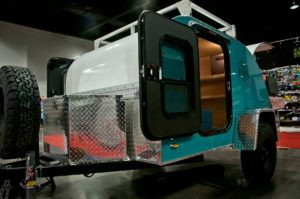 White and Teal Canyonland with tonguebox