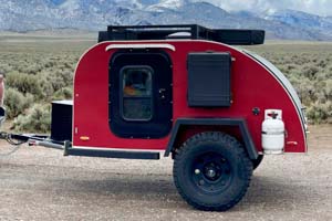 Red Personalized Canyonland Pinnacle
